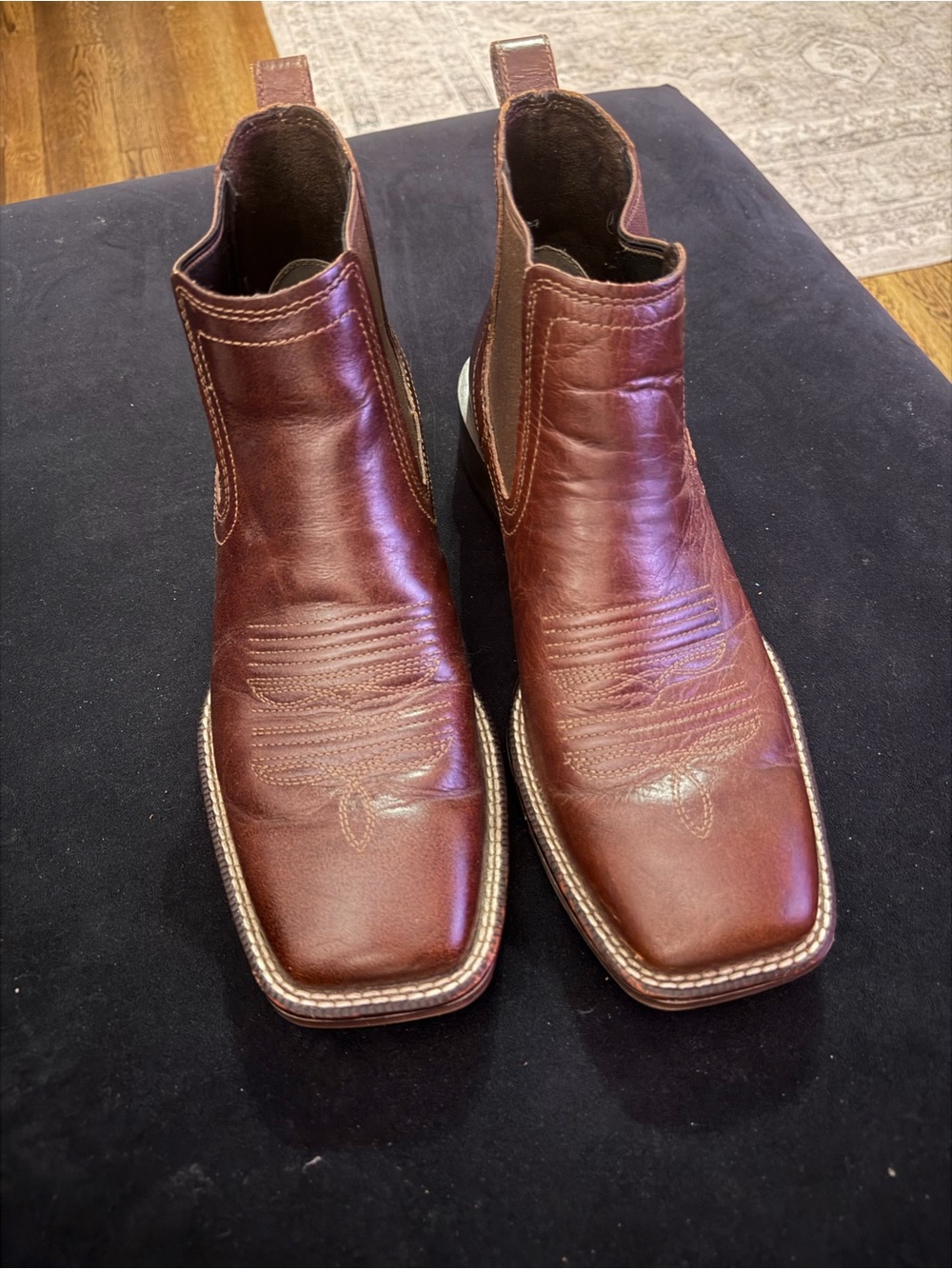Ariat Chelsea Boots - Brown Leather